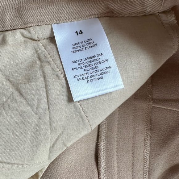 New favorite daughter the favorite pant in beige 14 - Picture 7 of 12